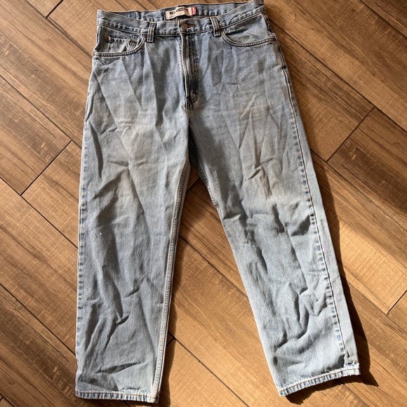 Levi’s 550 Relaxed Fit - Picture 3 of 7